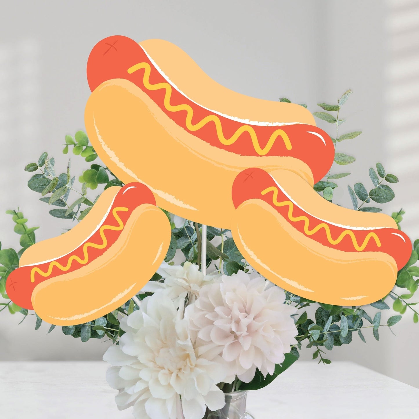 Hot Dog Table Toppers - 15 Ct