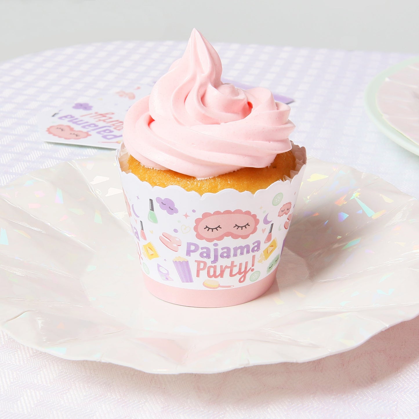 Iridescent White Dessert Plates - 25 Ct