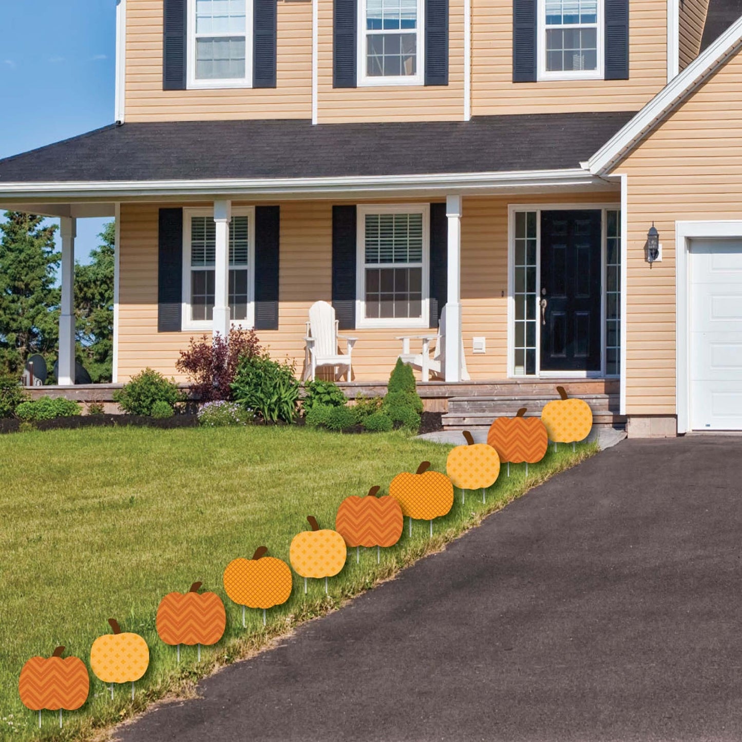 Pumpkin Patch - Pumpkin Lawn Decorations - Outdoor Fall, Halloween or Thanksgiving Yard Decorations - 10 Piece