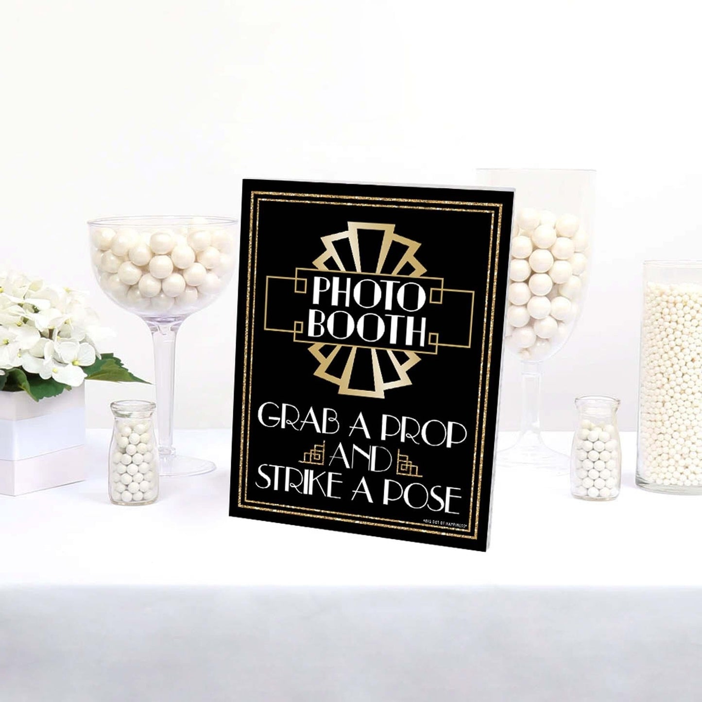 Roaring 20's Photo Booth Sign - 1920s Art Deco Jazz Party Decorations - Printed on Sturdy Plastic Material - 10.5 x 13.75 inches - Sign with Stand - 1 Piece
