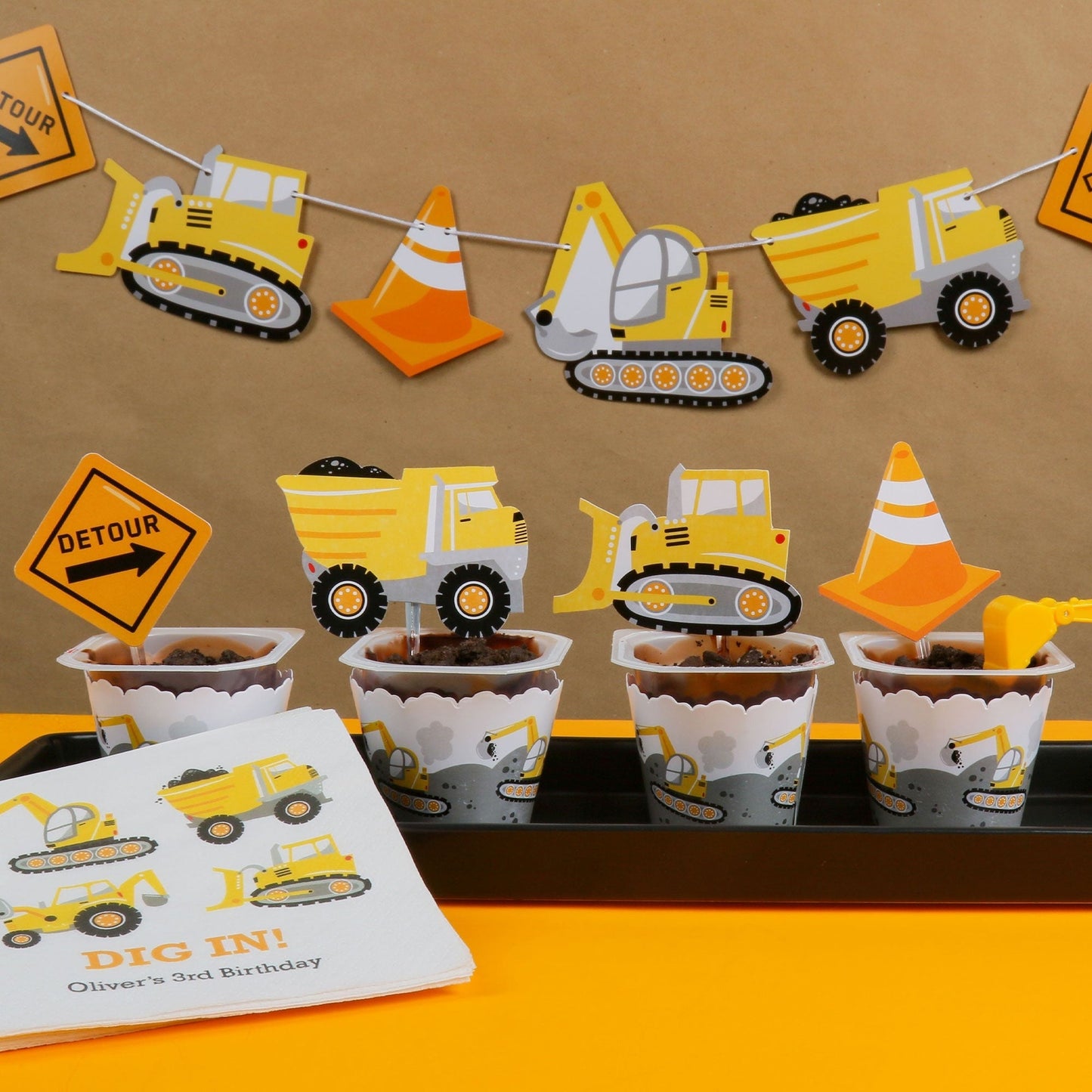 Construction Garland Banner - 15 Pc