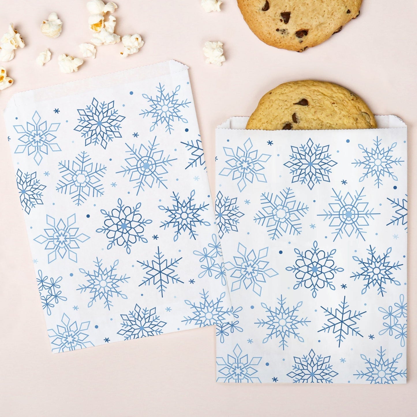 Paper Treat Bags - Blue Snowflakes - 25 Ct