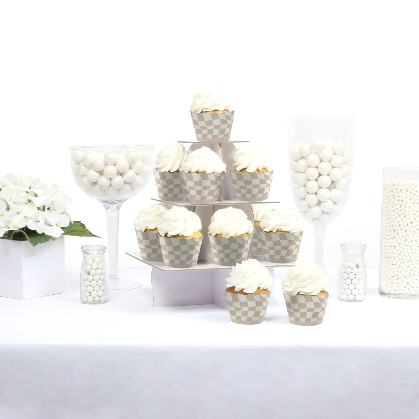 Checkered Cupcake Wrappers - 12 Ct