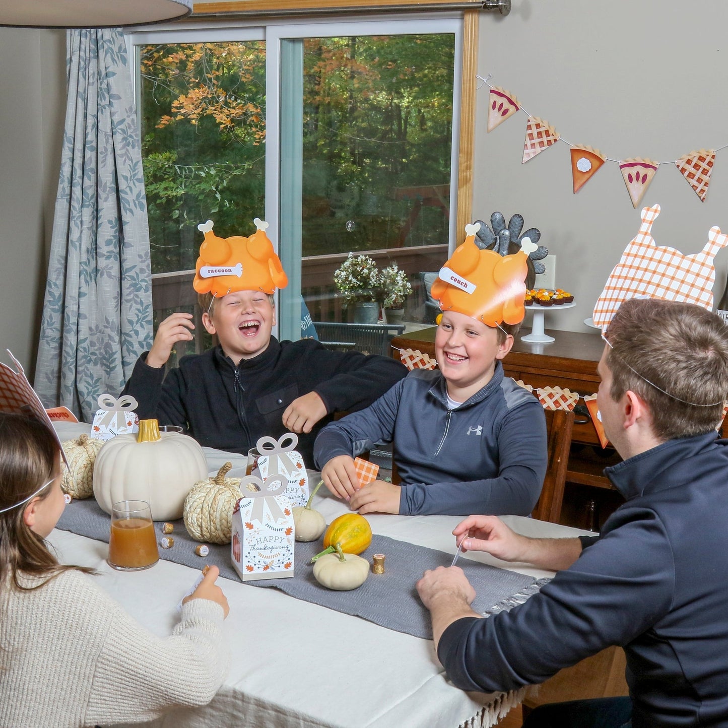 Thanksgiving Turkey Guessing Game, Fun Thanksgiving Games for Kids and Adults, Family Guess Who Game, Friendsgiving Party Games, Set of 8